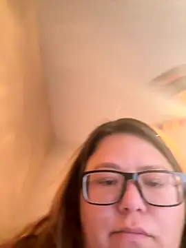 Snapshot of amberlynntun chatting on November 2025 07:02:02 PM amberlynntun online show from November 2025 07:02:02 PM