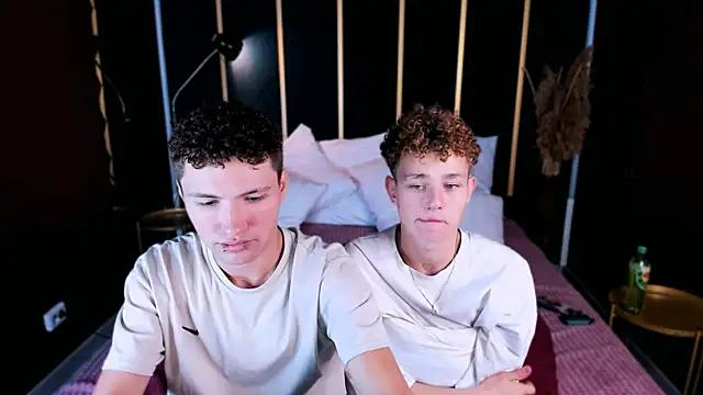 Snapshot of JonnyDarka chatting on October 2025 11:08:02 AM JonnyDarka online show from October 2025 11:08:02 AM