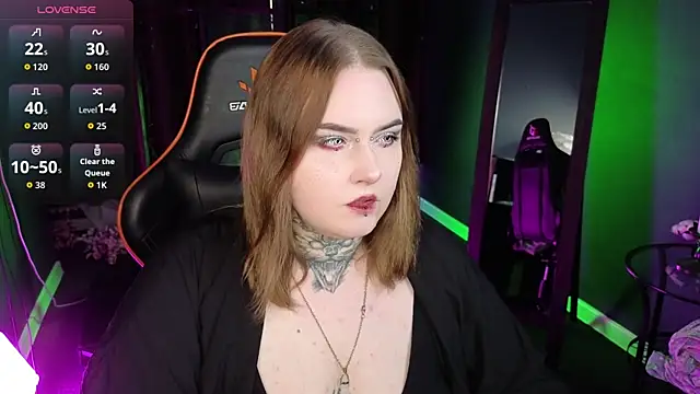 Alice Linger online show from September 2025 03:12:02 PM