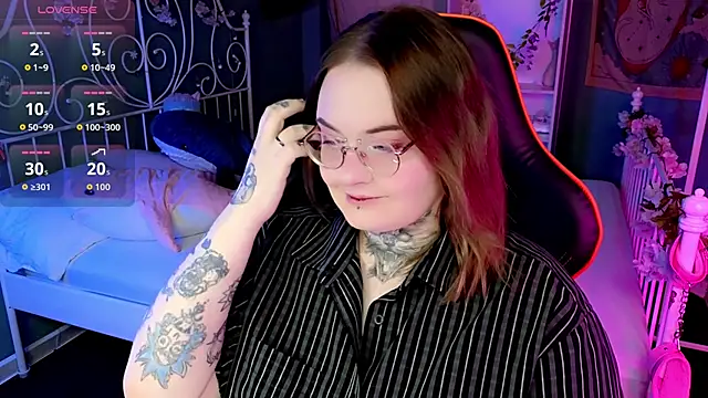 Alice Linger online show from September 2025 03:24:02 PM
