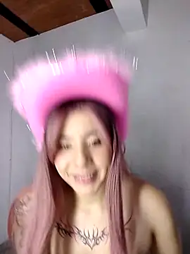 Snapshot of Mia_feets chatting on October 2025 07:15:02 PM Mia feets online show from October 2025 07:15:02 PM