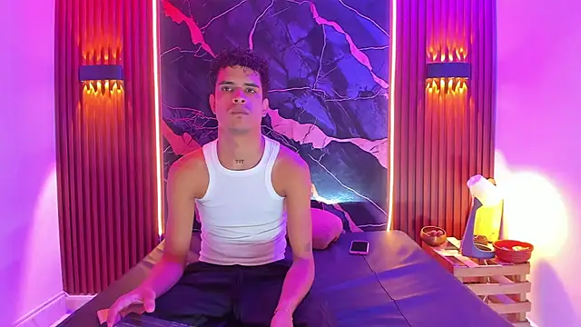 Lucky boys  X online show from October 2025 12:06:01 PM