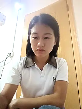 luy-xinh02 online show from September 2025 10:06:01 AM