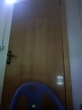 luy-xinh02 online show from September 2025 12:16:01 AM