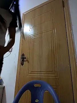 luy-xinh02 online show from October 2025 02:52:01 AM