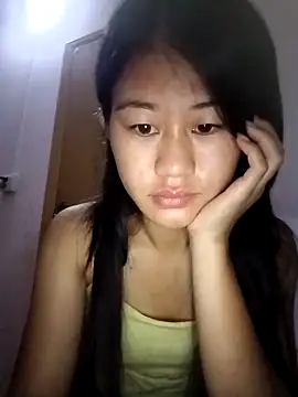 luy-xinh02 online show from October 2025 09:56:01 PM