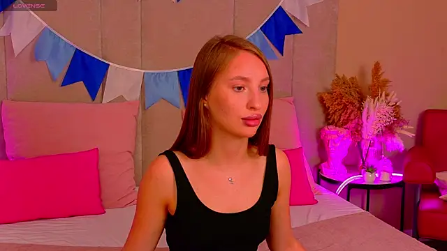 Miranda Scott online show from September 2025 05:05:02 PM