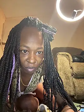 maroegotcakes25 online show from September 2025 11:12:02 AM