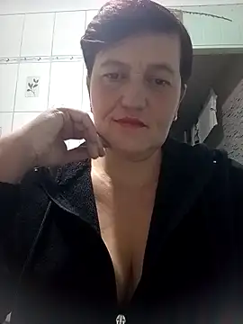 Snapshot of Caramellove8877 chatting on October 2025 04:18:02 AM Caramellove8877 online show from October 2025 04:18:02 AM