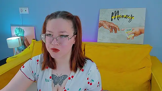 Snapshot of Krysadapp chatting on October 2025 01:03:02 AM Krysadapp online show from October 2025 01:03:02 AM