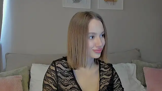 Stefa Evans online show from October 2025 06:21:02 AM