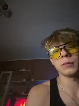 IloveHayleHill online show from September 2025 03:01:01 PM