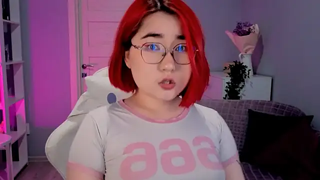 Sexy Peachy online show from September 2025 07:54:01 AM