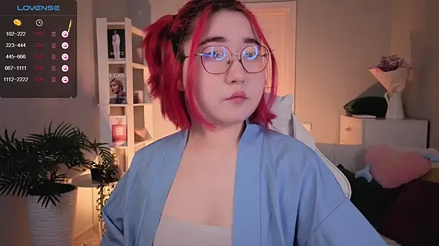 Sexy Peachy online show from September 2025 07:33:02 AM