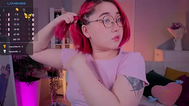 Sexy Peachy online show from September 2025 07:23:01 AM
