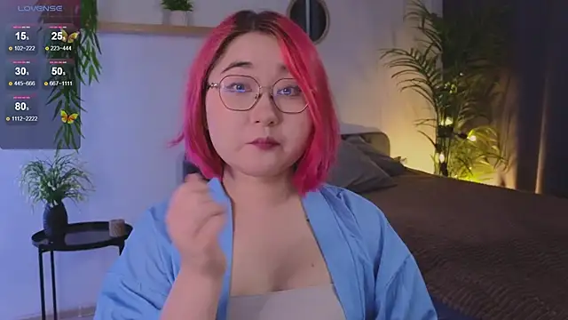 Sexy Peachy online show from September 2025 07:13:02 AM