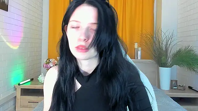 JulsMumi online show from September 2025 10:26:01 AM