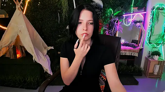 JulsMumi online show from September 2025 09:12:01 AM