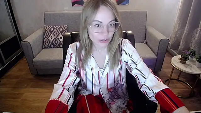 shy hot cat online show from October 2025 09:18:01 AM