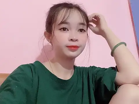 Snapshot of Suna7383 chatting on October 2025 05:56:01 PM Suna7383 online show from October 2025 05:56:01 PM