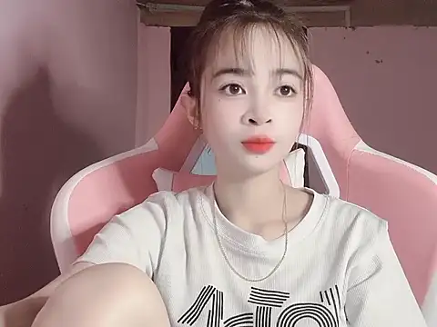 Snapshot of Suna7383 chatting on November 2025 03:55:01 PM Suna7383 online show from November 2025 03:55:01 PM