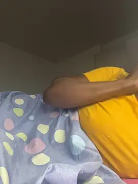 Snapshot of douceebene chatting on October 2025 08:09:02 PM douceebene online show from October 2025 08:09:02 PM