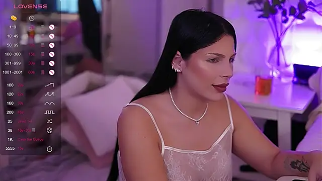 PlayfulAvalyn online show from October 2025 10:40:02 PM