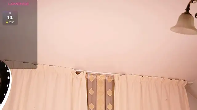 PlayfulAvalyn online show from October 2025 11:17:01 PM