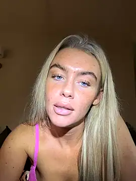 scouseblondie online show from September 2025 03:13:01 PM