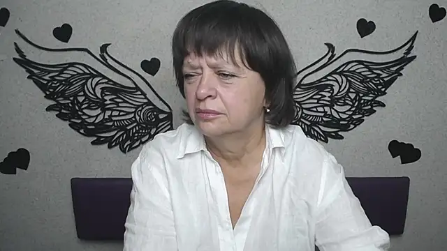 Snapshot of MaltaFora chatting on October 2025 11:08:02 AM MaltaFora online show from October 2025 11:08:02 AM