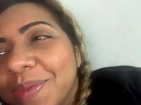 Snapshot of RochyKasdelan chatting on October 2025 08:42:01 PM RochyKasdelan online show from October 2025 08:42:01 PM