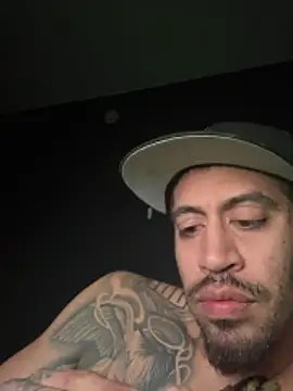 Snapshot of busnfatnutsLildee chatting on October 2025 12:31:01 PM busnfatnutsLildee online show from October 2025 12:31:01 PM