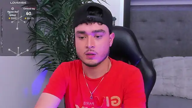 Snapshot of SALVATORE_MULLER1 chatting on November 2025 02:11:02 AM SALVATORE MULLER1 online show from November 2025 02:11:02 AM