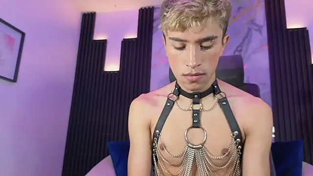 sweetsanti online show from October 2025 07:23:02 PM