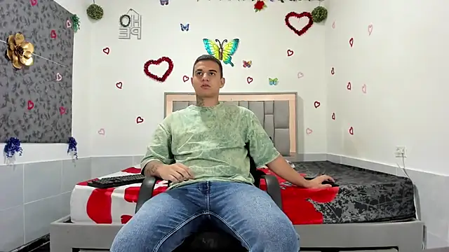 Alejokeler online show from September 2025 03:52:02 AM