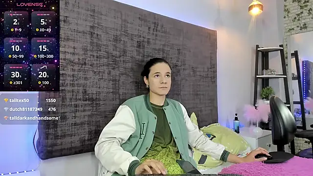 rhianna-coral online show from September 2025 04:40:02 AM
