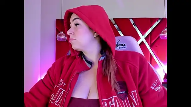 alexiaystive3 online show from September 2025 04:01:02 PM