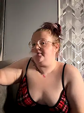 Snapshot of AmberBliss-X chatting on October 2025 07:36:02 PM AmberBliss-X online show from October 2025 07:36:02 PM