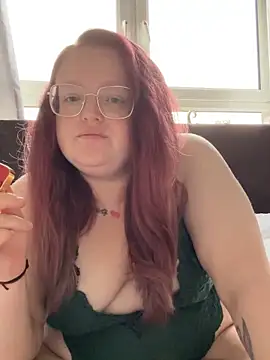 Snapshot of AmberBliss-X chatting on October 2025 10:27:01 AM AmberBliss-X online show from October 2025 10:27:01 AM