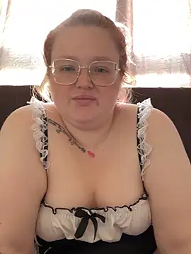 Snapshot of AmberBliss-X chatting on October 2025 07:53:02 AM AmberBliss-X online show from October 2025 07:53:02 AM