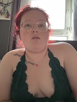 Snapshot of AmberBliss-X chatting on November 2025 03:36:02 PM AmberBliss-X online show from November 2025 03:36:02 PM