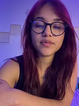 Snapshot of Daliila_11 chatting on November 2025 02:43:02 AM Daliila 11 online show from November 2025 02:43:02 AM