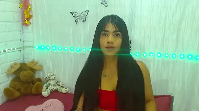 irenesaez222 online show from September 2025 07:35:01 PM