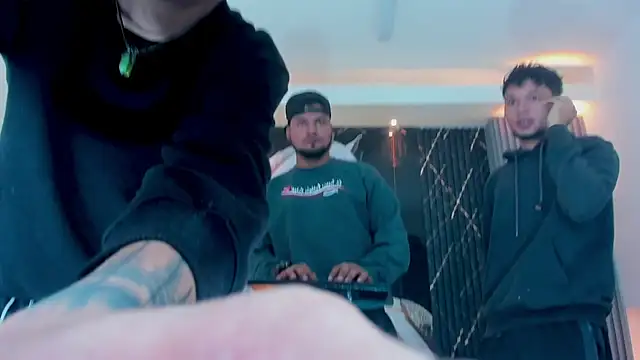 Iam Steven online show from October 2025 12:37:01 PM