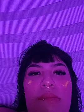 Snapshot of valentinahevanly chatting on October 2025 03:29:02 AM valentinahevanly online show from October 2025 03:29:02 AM