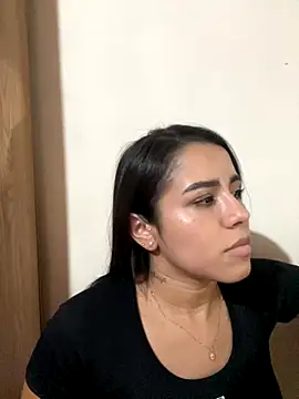 Snapshot of Isawilliams chatting on October 2025 12:30:02 AM Isawilliams online show from October 2025 12:30:02 AM