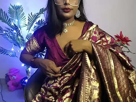 Snapshot of Naughtyy_stripgirl chatting on September 2025 04:21:01 PM Naughtyy stripgirl online show from September 2025 04:21:01 PM