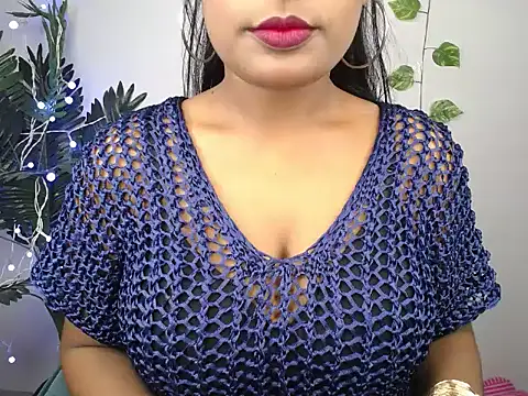 Snapshot of Naughtyy_stripgirl chatting on October 2025 07:03:01 PM Naughtyy stripgirl online show from October 2025 07:03:01 PM