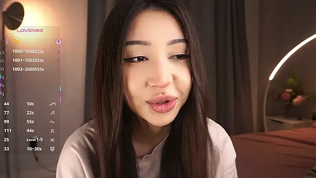 EleonorSimmes online show from September 2025 05:40:02 PM