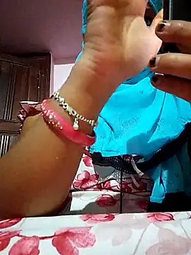 Snapshot of TAMI_KAYAL chatting on October 2025 04:04:02 PM TAMI KAYAL online show from October 2025 04:04:02 PM